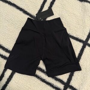 Alphalete 5” Aura Shorts